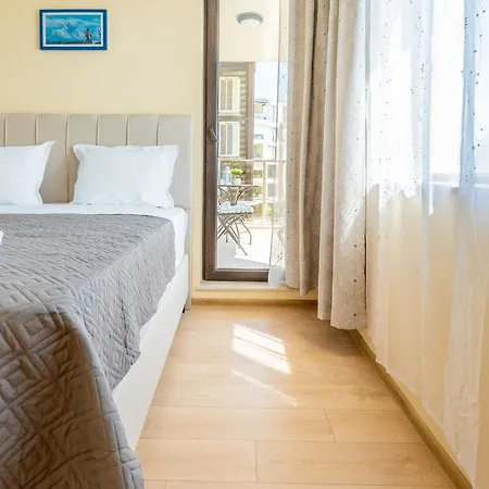 Jasmine 1 Bedroom With Free Parking Apartment