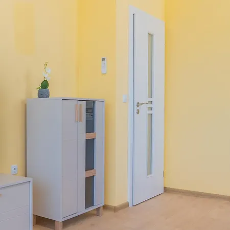 Jasmine 1 Bedroom With Free Parking Warna