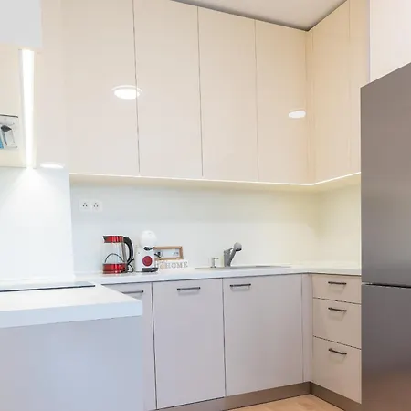 Jasmine 1 Bedroom With Free Parking Apartment *