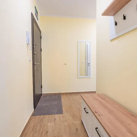 Jasmine 1 Bedroom With Free Parking Apartment Warna