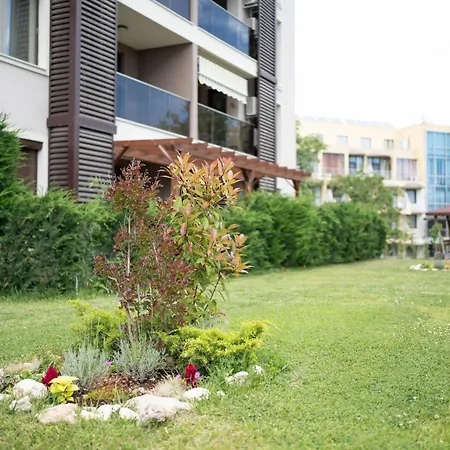 Jasmine 1 Bedroom With Free Parking Apartment Warna